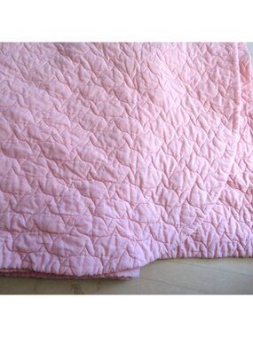 Vintage Twin Size Quilted Pink Bedspread 82"x106" By Perfect Fit Soft Lightweigh